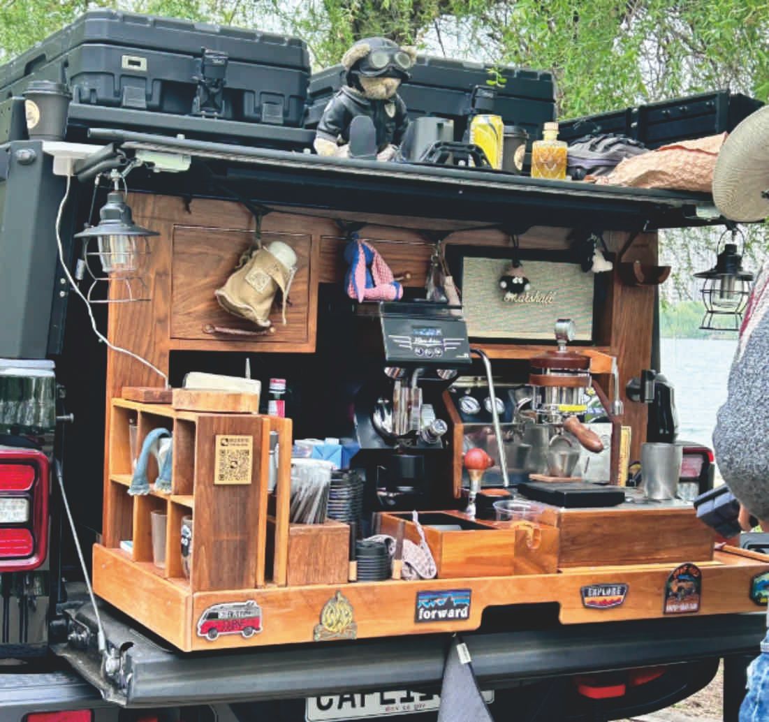 户外移动咖啡车